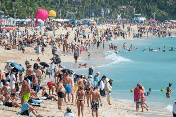 Hainan_Unveils_Landmark_Tourism_Reforms_to_Boost_Global_Appeal