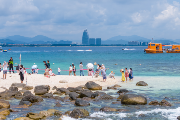 Hainan_s_Free_Trade_Port_Sets_Sail_with_Historic_Customs_Overhaul