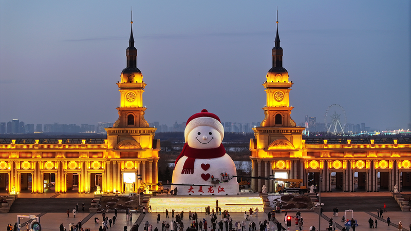 Harbin_s_Giant_Snowman_Returns_Bigger_for_2025_Winter_Season