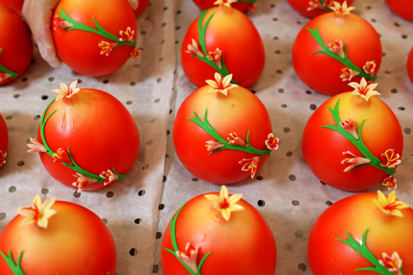 Huamo__China_s_Edible_Art_Blends_Tradition_and_Festive_Joy