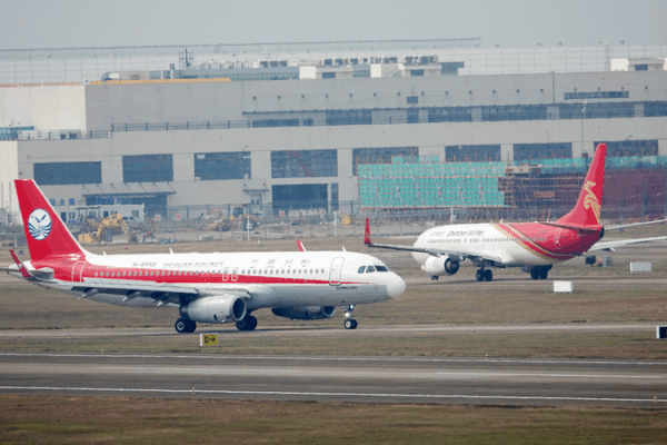 Japan_China_Tensions_Hit_Tourism_as_Flight_Cancellations_Surge