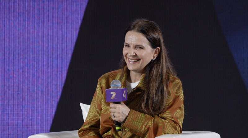 Juliette_Binoche_Praises_Chinese_Culture_at_Hainan_Film_Festival_poster - Khabar Asia Juliette_Binoche_Praises_Chinese_Culture_at_Hainan_Film_Festival video poster
