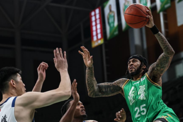 Liaoning_Flying_Leopards_Dominate_Guangsha_Lions_in_CBA_Showdown