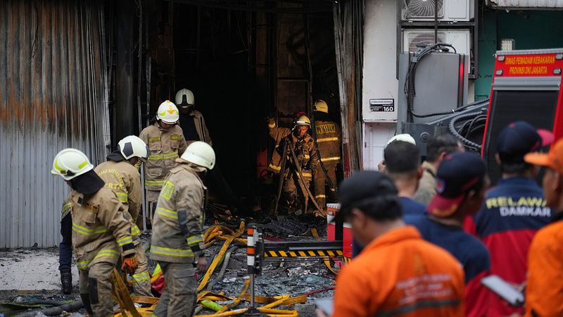 Massive_Jakarta_Office_Building_Fire_Contained__Evacuations_Ongoing_poster - Khabar Asia Massive_Jakarta_Office_Building_Fire_Contained__Evacuations_Ongoing video poster