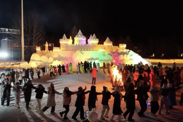 Mohe_s_Winter_Magic_Draws_Thrill_Seekers_Despite_Subzero_Chill video poster