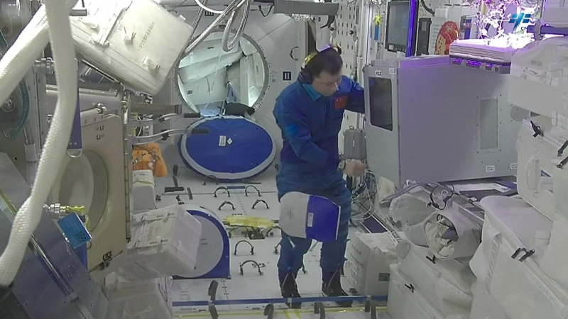 Shenzhou_20_to_Return_Uncrewed_After_Space_Debris_Impact