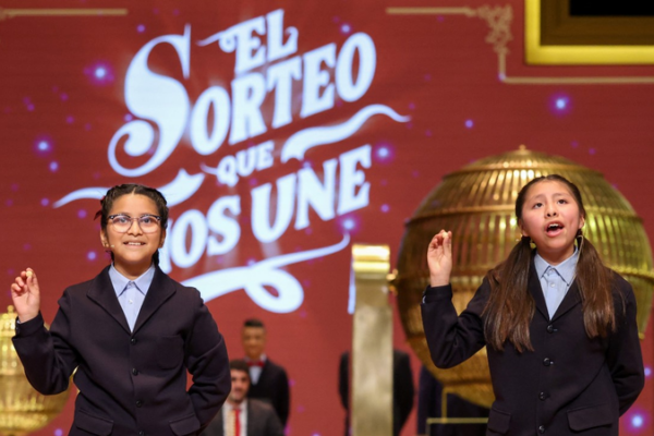 Spain_s__El_Gordo__Lottery_Brings_Hope_to_Wildfire_Ravaged_Leon_Province