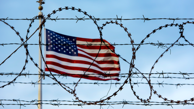 Trump_s_2026_Immigration_Crackdown__Economic_Risks_and_Political_Backlash