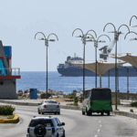 US_Admiral_s__Double_Tap__Strike_Sparks_Legal_Debate_in_2025 - Khabar Asia US_Admiral_s__Double_Tap__Strike_Sparks_Legal_Debate_in_2025