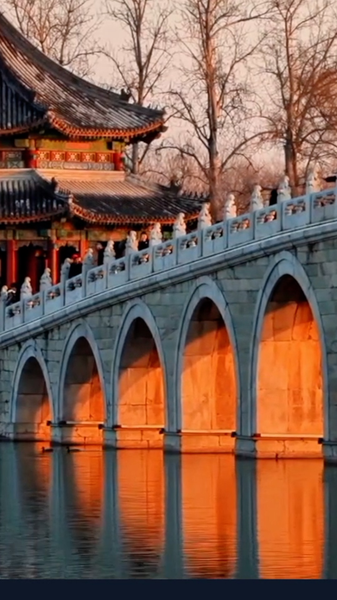 Winter_Solstice_Illuminates_Beijing_s_Seventeen_Arch_Bridge_with_Golden_Spectacle video poster