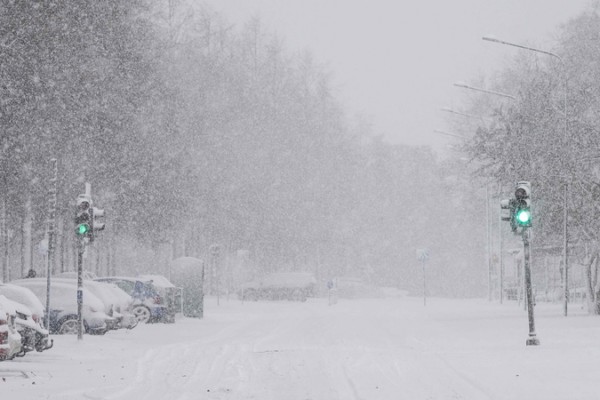 Arctic_Blast_Paralyzes_Europe__Travel_Chaos__Subzero_Temperatures_Persist