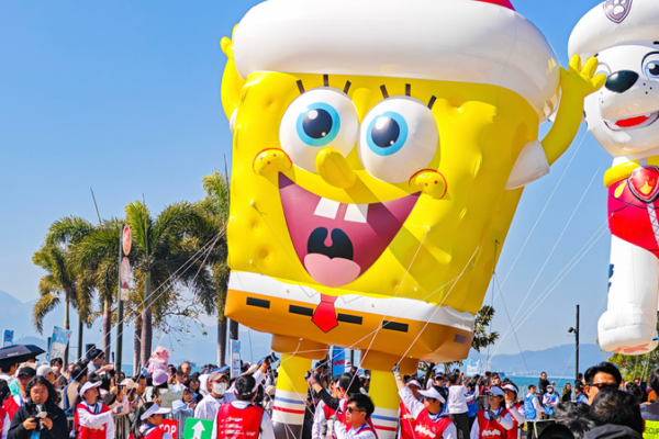 Balloon_Parade_Brightens_Hong_Kong_with_Joy_and_Giant_Inflatables