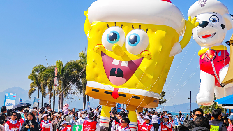 Balloon_Parade_Brightens_Hong_Kong_with_Joy_and_Giant_Inflatables