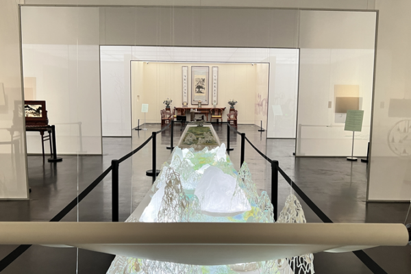 Beijing_Hotel_Showcases_Cultural_Treasures_in_2026_Exhibition