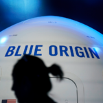 Blue_Origin_Shifts_Focus_to_Lunar_Missions__Pauses_New_Shepard_Flights