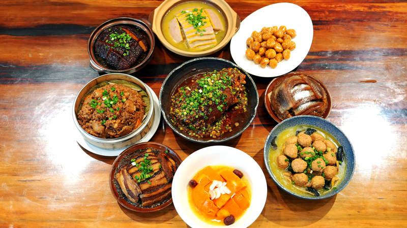Chengdu_s_Nine_Bowl_Feast_Demand_Surges_Ahead_of_2026_Spring_Festival