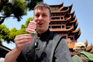 China_UK_Tourism_Boom_Sets_New_Records_in_2026 video poster