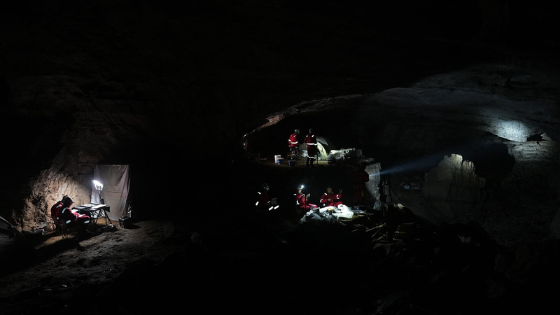 China_s_Astronauts_Hone_Space_Skills_in_Deep_Cave_Training