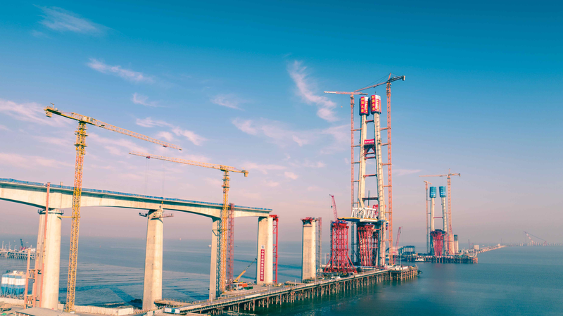 China_s_Record_Breaking_Hangzhou_Bay_Rail_Bridge_Reaches_Construction_Milestone video poster