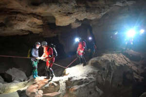 Chinese_Astronauts_Hone_Skills_in_Extreme_Cave_Training