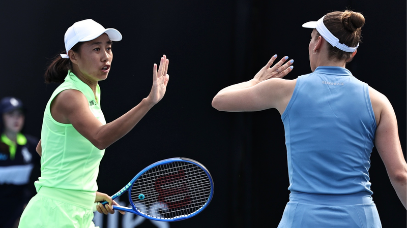Chinese_Duo_Shine_in_Australian_Open_Women_s_Doubles_Openers