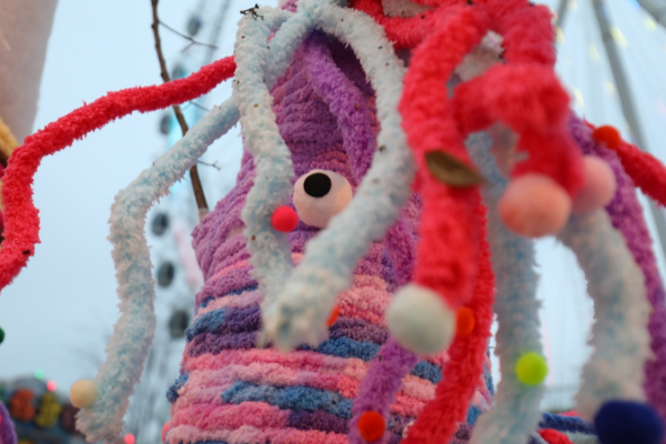 Chongqing_Trees_Don_Colorful_Sweaters_to_Brighten_Winter_Landscape