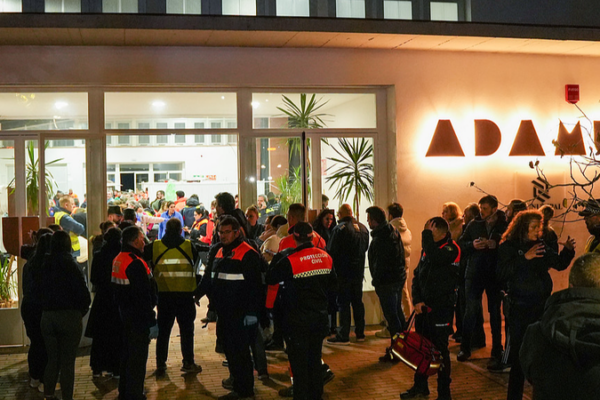 Deadly_Train_Derailment_in_Spain_Kills_Over_20__Injures_Hundreds video poster