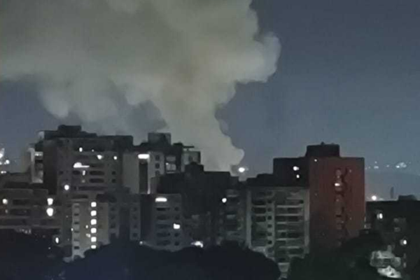 Explosions_Rock_Caracas_Amid_Unclear_Circumstances
