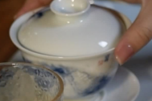 From_Ming_Dynasty_to_Afternoon_Delight__Tea_Bridges_China_UK_Cultural_Ties video poster