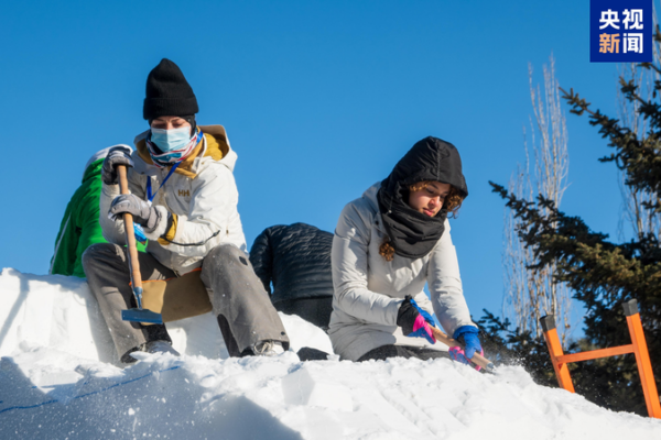 Harbin_Hosts_18th_International_Collegiate_Snow_Sculpture_Contest