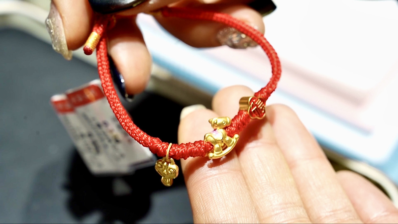 Horse_Themed_Jewelry_Gallops_Ahead_as_Zodiac_Demand_Defies_Gold_Prices video poster