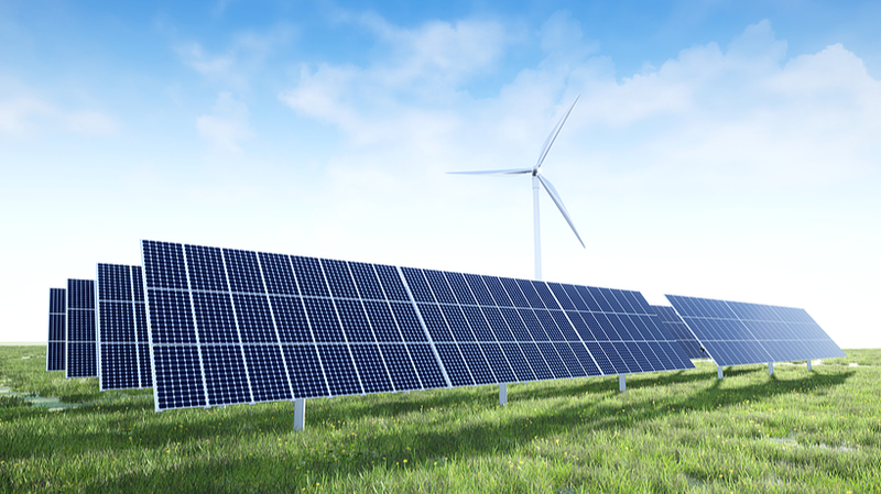 China’s Solar Power Capacity Soars 35% in 2025, Leads Renewable Push