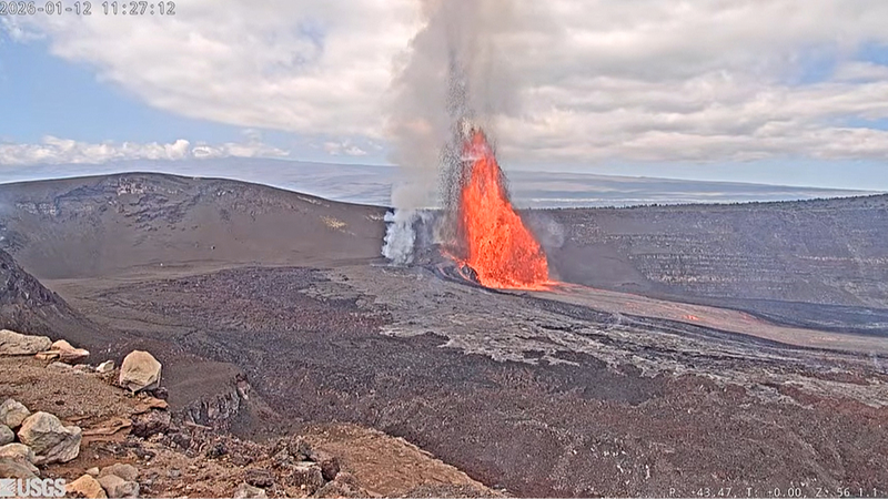 Kilauea_Volcano_Erupts_with_Spectacular_Lava_Display_in_2026