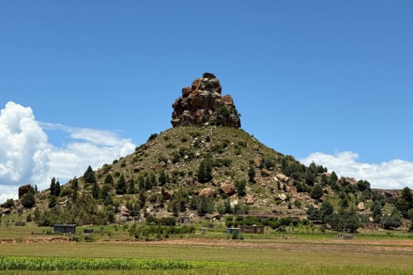 Lesotho_s_Mount_Qiloane__A_Cultural_and_Natural_Icon