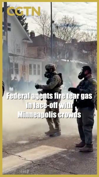 Minneapolis_Protests_Escalate_as_Federal_Agents_Deploy_Tear_Gas video poster