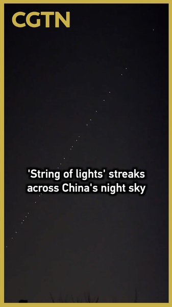 Mystery_Lights_Over_China_Identified_as_SpaceX_Satellites video poster