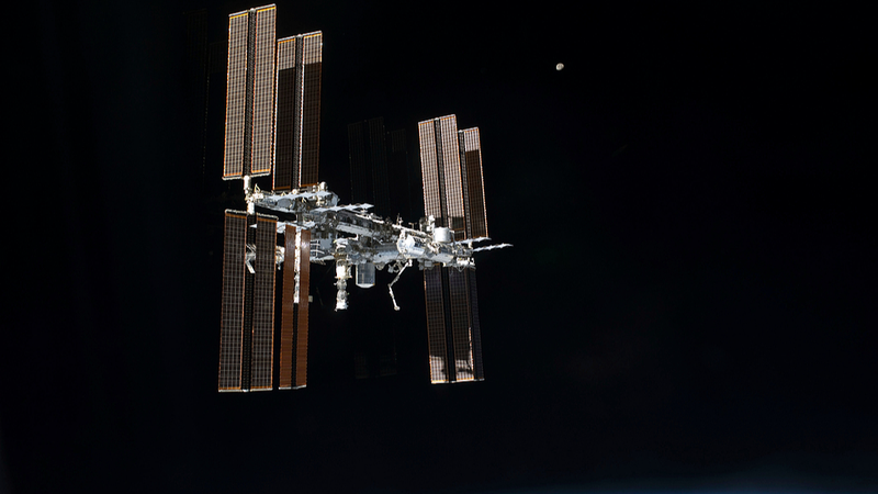 NASA_Schedules_Historic_ISS_Medical_Evacuation_for_January_14
