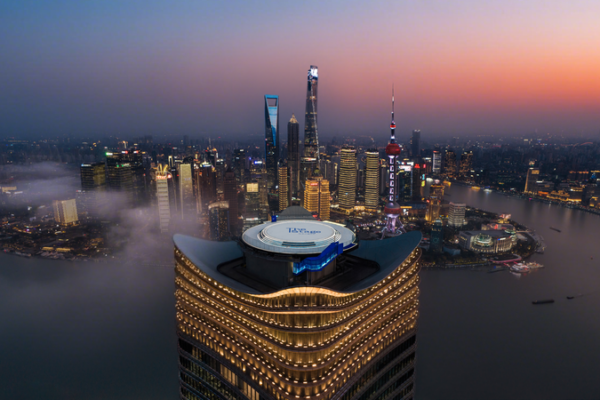 Shanghai_Unveils_360_Degree_Sky_Deck_Offering_Panoramic_City_Views video poster