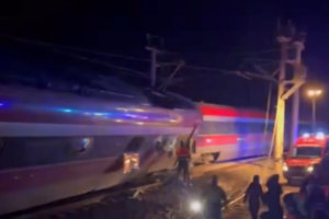 Spain_Train_Derailment_Death_Toll_Rises_to_21__Over_100_Injured