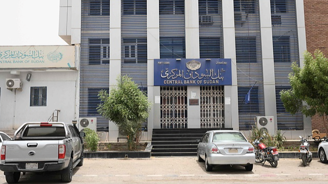 Sudan_Central_Bank_Cracks_Down_on_Unlicensed_Financial_App_in_RSF_Held_Areas - Khabar Asia Sudan_Central_Bank_Cracks_Down_on_Unlicensed_Financial_App_in_RSF_Held_Areas