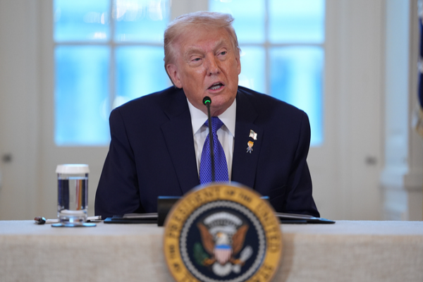 Trump_Weighs_Military_Options_Against_Iran_Amid_Regional_Tensions