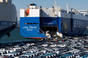 US_Announces_Tariff_Hike_on_South_Korean_Imports_Amid_Trade_Tensions