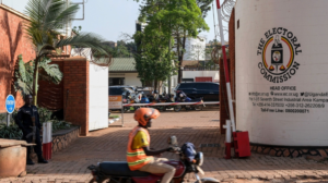 Uganda_Braces_for_Pivotal_Presidential_Election_Amid_High_Stakes video poster