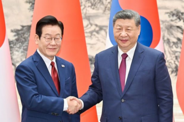 Xi_Stresses_China_ROK_Partnership_in_Beijing_Talks video poster