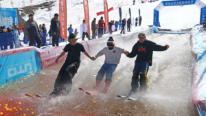 Xinjiang_s_Ice_Snow_Economy_Fuels_Regional_Growth_in_2026