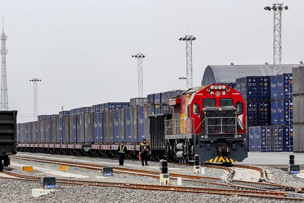 Xinjiang_s_Modernization_Surge__Stability_Fuels_Growth_in_2026