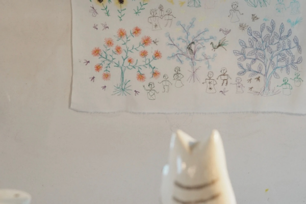 Threads of Tradition: Granny Xiancao’s Embroidery Captivates Beijing