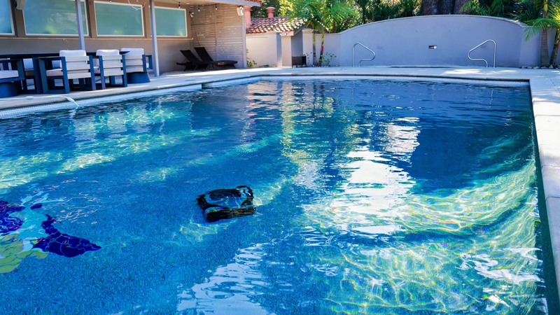 8U62YIS4O7IBXD1141G2 - Khabar Asia Suzhou’s AI Pool Cleaning Robot Redefines Luxury Living in 2026 video poster