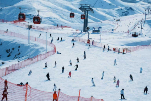 Altay_s_Spring_Festival_Blends_Tradition_and_Winter_Adventure