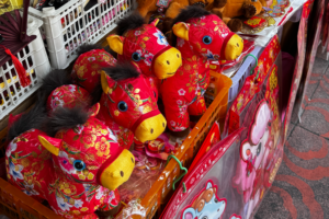Bangkok_s_Chinatown_Welcomes_Year_of_the_Horse_with_Cultural_Fusion
